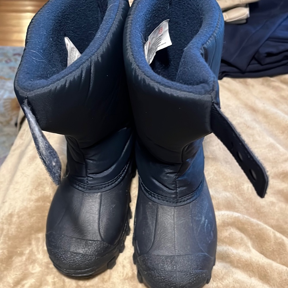 Navy tundra boots little boys size 13 waterproof snow boots